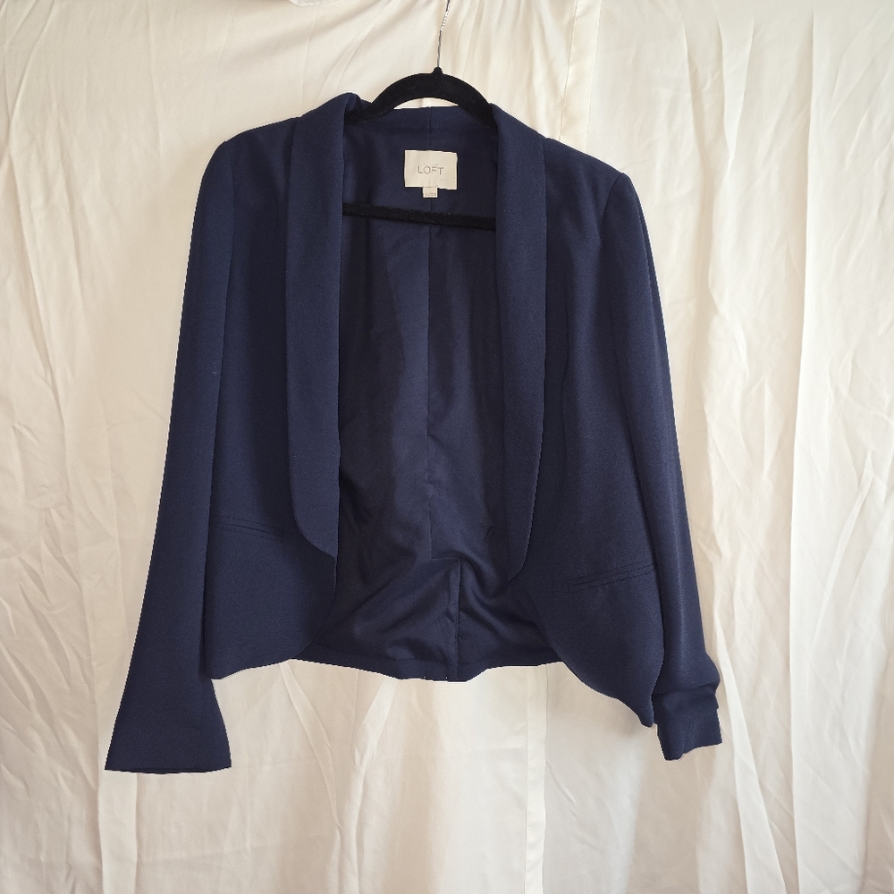 LOFT Blue Blazer with Open Front and Minimalist Design